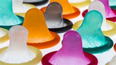 Blowjob ohne Kondom gegen Aufpreis Erotik Massage Karlshuld